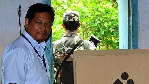 PUBLIC AMENITIES: MLA Mohendro Rapsang moves CM Conrad Sangma