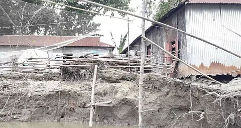 Choulkhowa river erosion posing threat to villagers in Barpeta