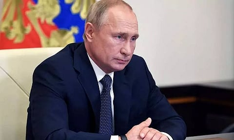 Russia registers COVID vaccine; Putin's daughter in test group