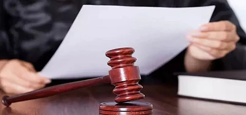 Manipur withdraws gallantry medal to Sub-Inspector, orders inquiry