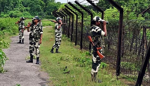 915 women caught crossing India-Bangladesh border in 2020