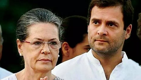 Amid Congress' internal crisis, Gehlot bats for Sonia, Rahul Gandhi