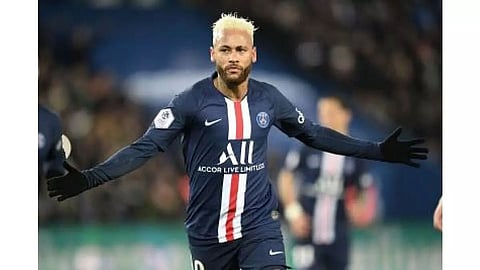 Neymar signs long-term deal with Puma