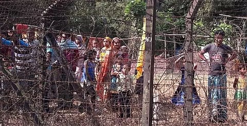 Indo-Bangladesh border: Living beyond barbed-wire fencing, natives cry for help