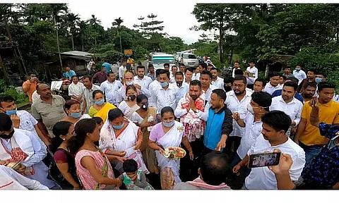 People in large numbers bid farewell to AASU leader Chitta Ranjan Basumatari