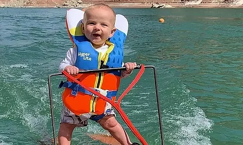 6-month old becomes youngest water skier in world, mixed reaction from netizens