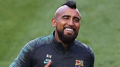 Inter Milan sign Arturo Vidal from Barcelona