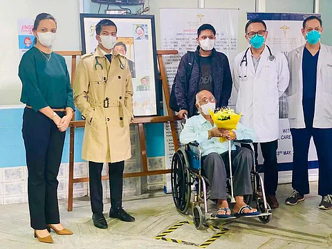 84-year-old man recovers from COVID-19 & discharged from Bethany Hospital