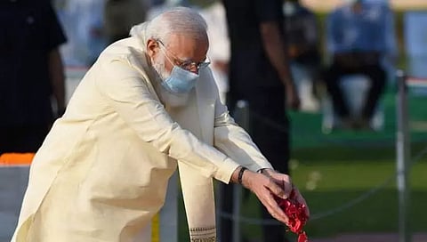 PM Modi, President Ram Nath Kovind pay tributes to Mahatma Gandhi