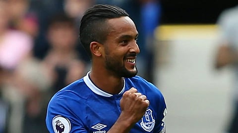 Everton's Walcott seals return to Southampton
