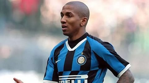 Ashley Young becomes sixth Inter player to test positive for Covid-19