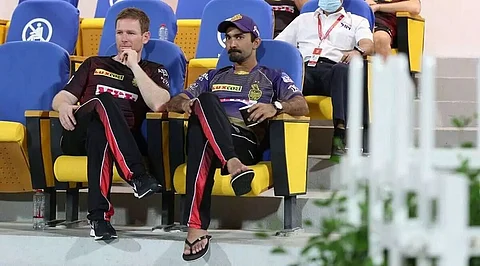 Dinesh Karthik hands over KKR captaincy to Morgan