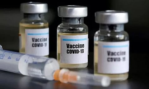 COVID-19 vaccine Pfizer-BioNTech caused headache in volunteers
