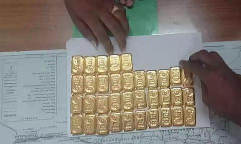 1 held, 1.85 kg smuggled gold seized
