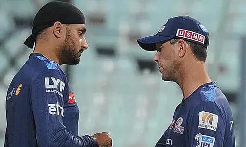 Ponting would jab at the ball, I felt I had my chance, recalls Harbhajan Singh