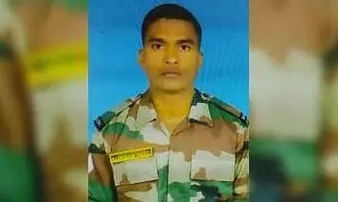 Ceasefire violation by Pakistan, one Army jawan killed