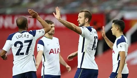 Wins for Spurs, United in English Premier League