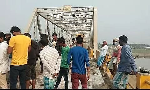 Mankachar: Locals allege corruption in road building projects