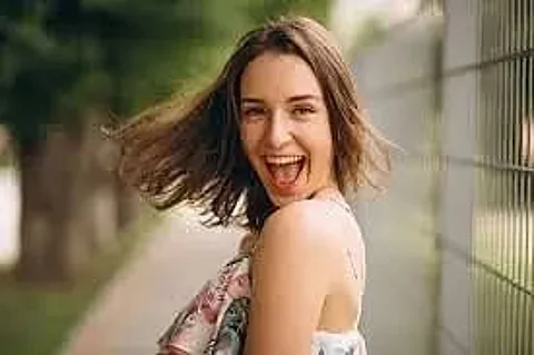 Be positive: Here are some ways to develop positive attitude