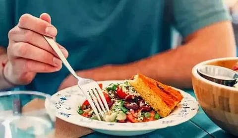 Vegans and vegetarians at higher risk of bone fractures: Researchers