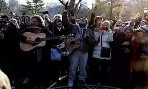 3M travellers, 172K daily cases: US' wild Thanksgiving week is here