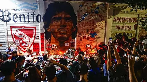 Argentina declare three-day national mourning