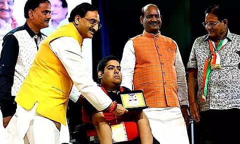 Tuhin Dey fights cerebral palsy, cracks JEE; wants to be an astrophysicist
