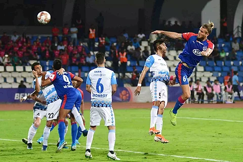 Jamshedpur look for first win when they play Hyderabad