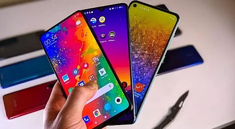 Average daily time spent on smartphones up 25% in India, claims a new study