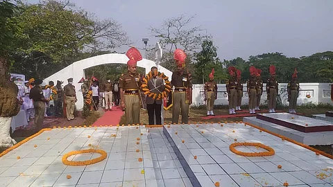Floral tributes paid to martyrs of Sepoy Mutiny at Malegarh