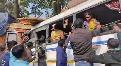 Seven passengers dead, 14 injured in road mishap near Sapatgram of Dhubri district