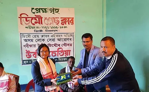 Urbashi Chetia brings laurels to Demow by clearing APSC Combined Competitive Exam