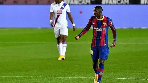 Barcelona held as injured Lionel Messi watches on