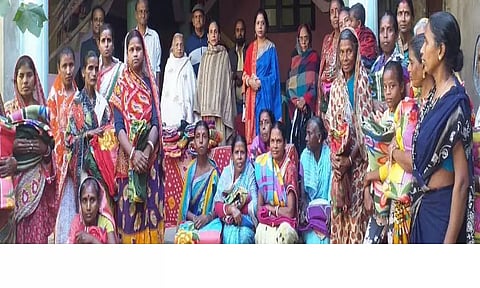 Standing by the poor in the wintry December