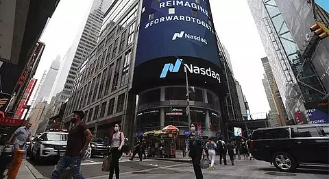 New York Stock Exchange (NYSE) starts delisting 3 Chinese telco giants