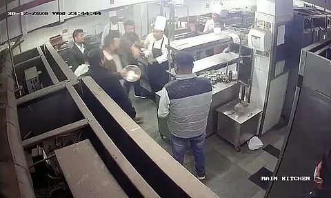 Drunken Customers Beat Hotel Palacio Chef in Guwahati Over a Roll