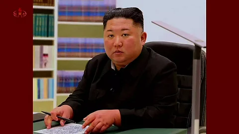 Kim Jong-un sends handwritten New Year greetings