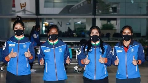 India women's hockey team leaves for Argentina tour