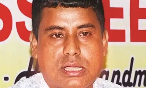 Former AMSU President Arunjyoti Moran Joins BJP