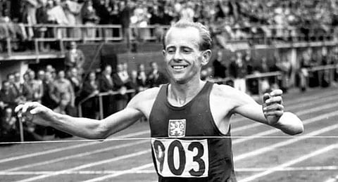 Emil Zatopek (19 September 1922 – 21 November 2000)