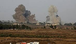 130 airstrikes target IS positions in Syrian desert