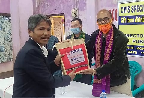 CM's gift to mediapersons distributed in Kokrajhar and Chirang