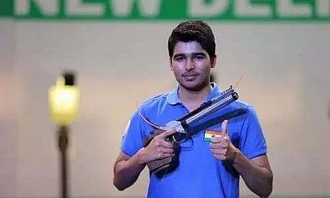 Ace shooters Saurabh, Manu win T1 air pistol trials