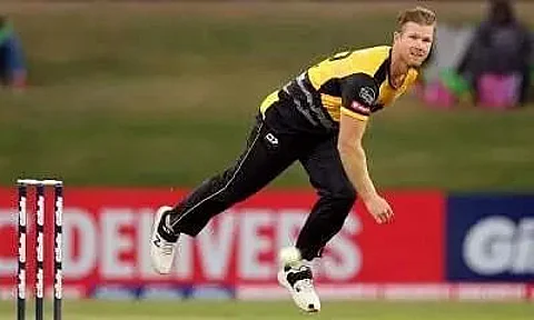 Neesham undergoes surgery for compound dislocation on finger