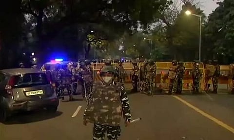 Blast Near Israeli Embassy in Delhi; Several Cars Damaged in Explosion & More, Stay Updated