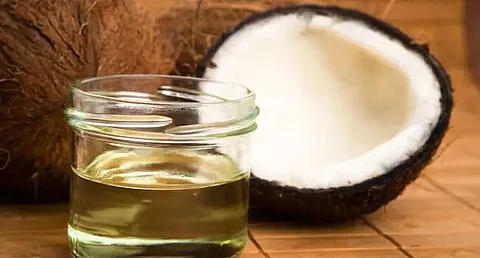 Here are the top 5 benefits of Coconut oil for hair