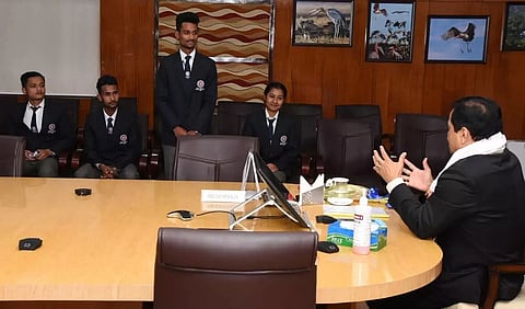 18-member NSS North East contingent of Republic Day parade meet CM Sonowal