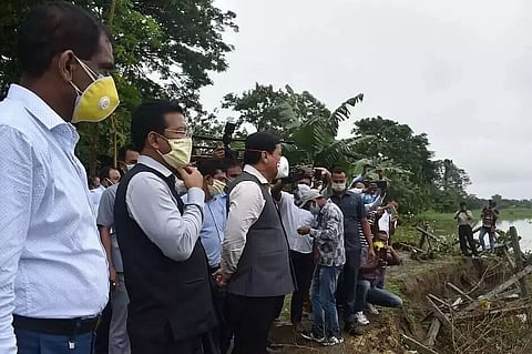 Sarbananda Sonowal takes stock of flood situation in Lakhimpur & Dhemaji