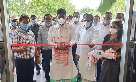 Pijush Hazarika inaugurates 180-bedded Covid-19 care centre at Mangaldoi