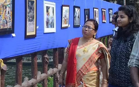 Artistes, writers depict lockdown experiences at Dighalipukhuripar, Guwahati